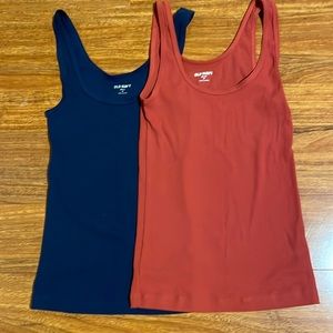 Bundle of 2 Old Navy Slim Fit Ribbed Tanks- XS